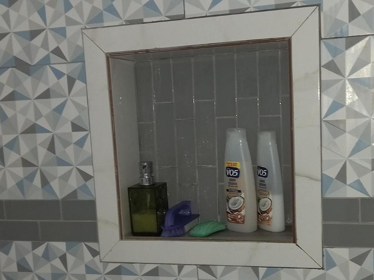 Cozy Vacation Retreat With Free Parking Apartman Roseau Kültér fotó